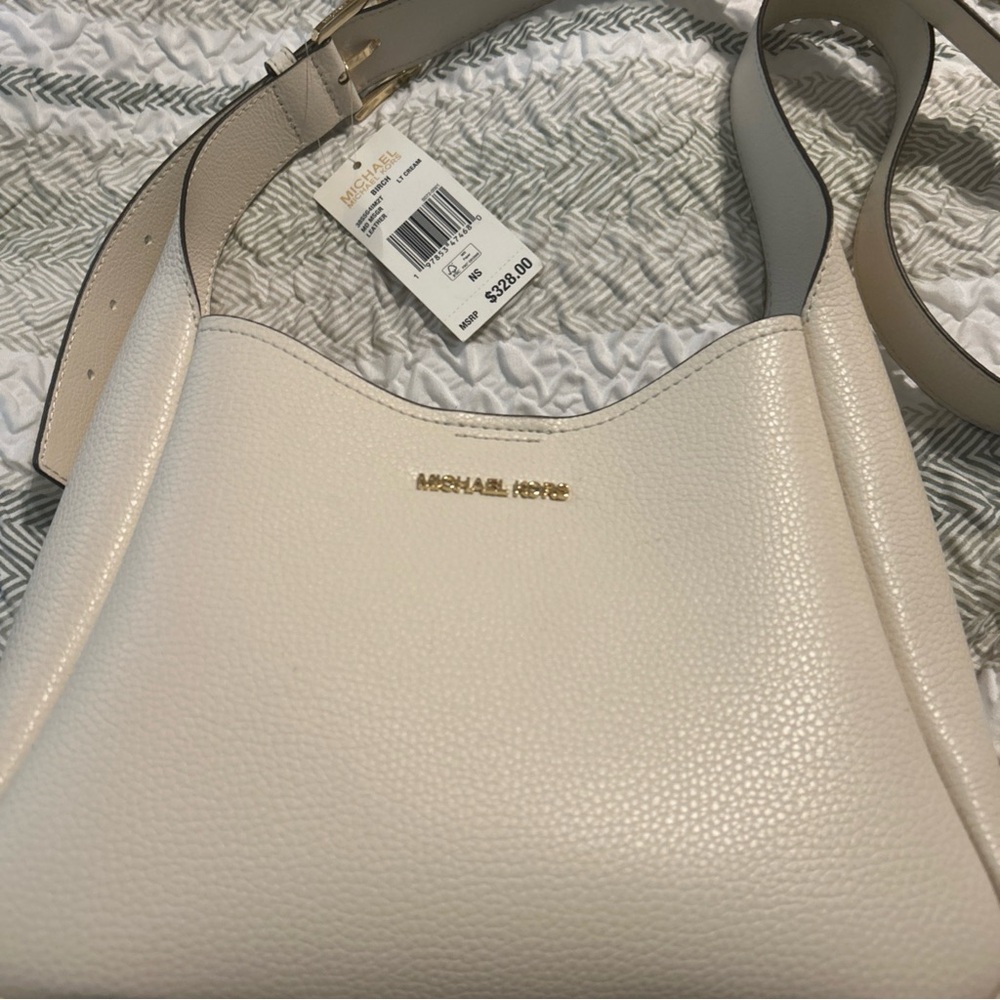 Michael Kors Off-White Leather Shoulder Bag small crossbody shoulder bag